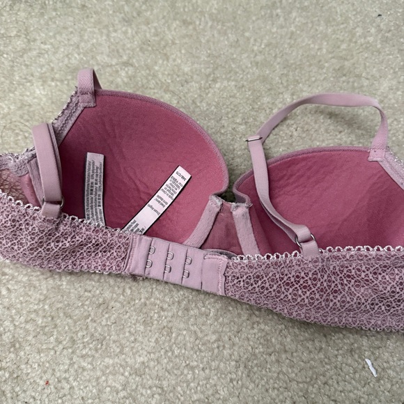 Victorias Secret 34b bra pink lace Dream Angels wired - Picture 2 of 4